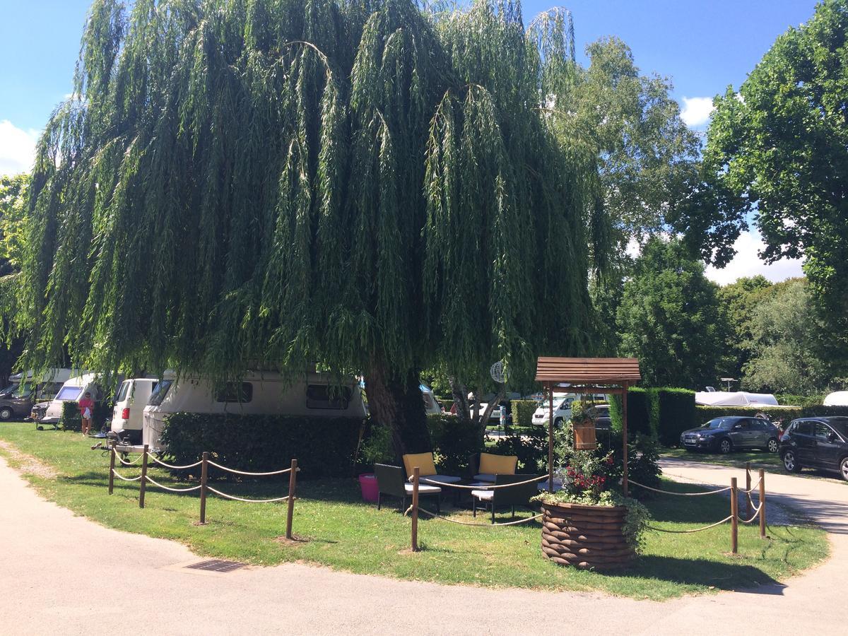 Camping Du Paquier Fane Chagny (Saone-et-Loire) Exterior foto